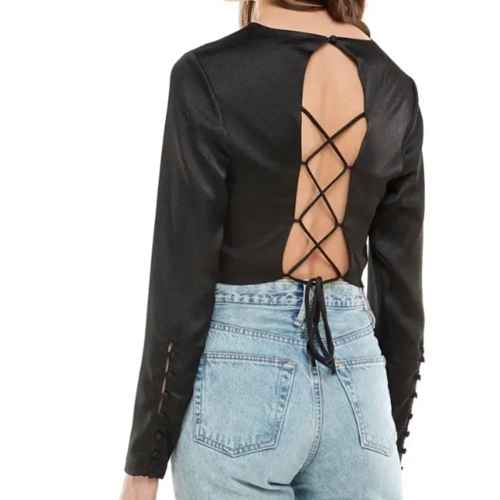 Wayf Natural Instincts Open Lace Up Back Top Black Small NWT